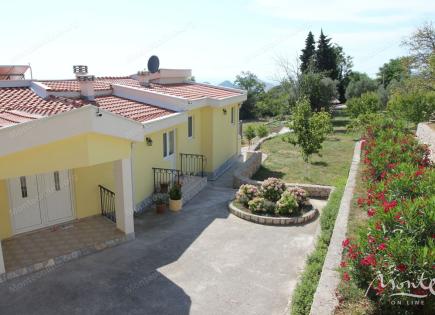 Villa para 500 000 euro en Dobra Voda, Montenegro