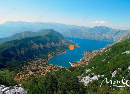 Terrain pour 670 000 Euro à Prcanj, Monténégro