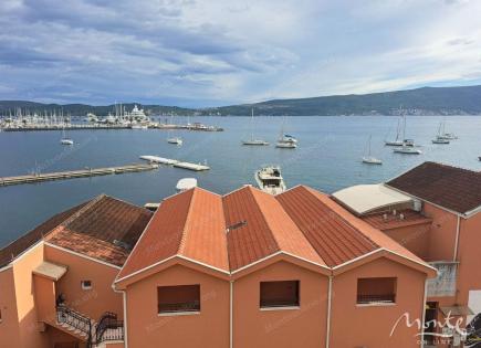 Apartment für 305 000 euro in Tivat, Montenegro