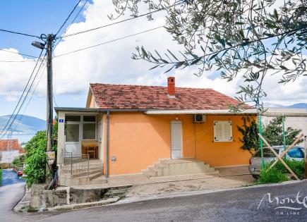Villa for 380 000 euro in Tivat, Montenegro