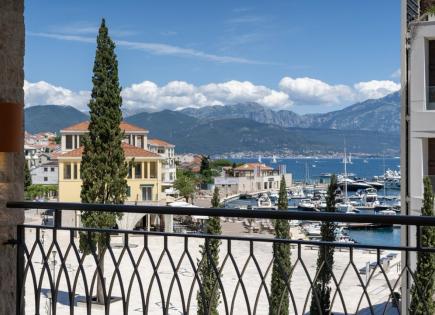 Apartment für 700 000 euro in Herceg-Novi, Montenegro
