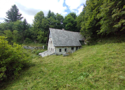 Haus für 67 000 euro in Vrhnika, Slowenien
