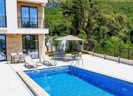 Villa pour 720 000 Euro à Rézévici, Monténégro