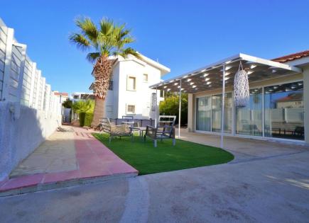 Villa per 890 000 euro a Larnaca, Cipro