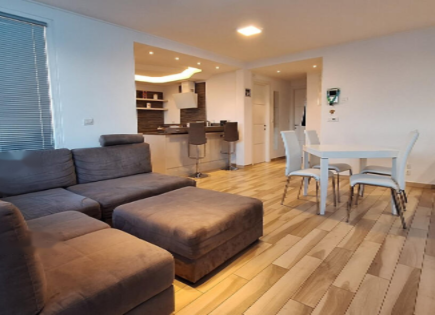 Appartamento per 395 000 euro a Isola, Slovenia