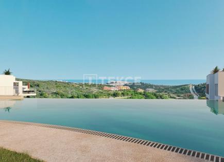 Apartment for 487 000 euro in Casares, Spain