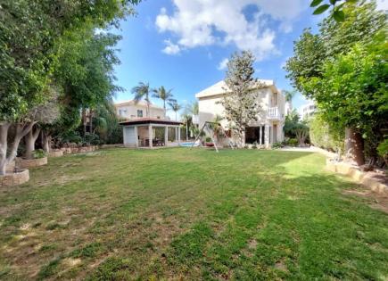 Flat for 1 100 000 euro in Limassol, Cyprus