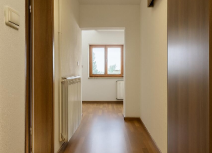 Appartamento per 285 000 euro a Portorose, Slovenia