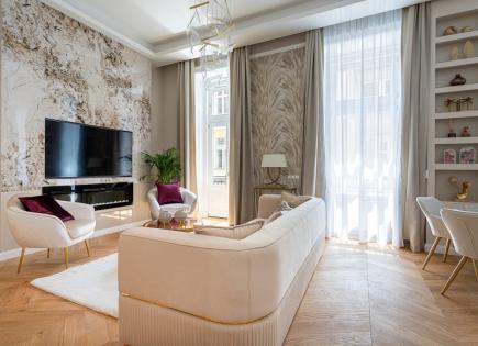 Wohnung für 649 434 euro in Budapest, Ungarn