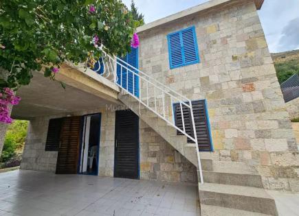 Casa para 315 000 euro en Petrovac, Montenegro