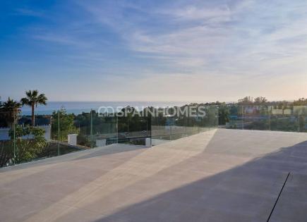 Villa for 1 950 000 euro in Marbella, Spain