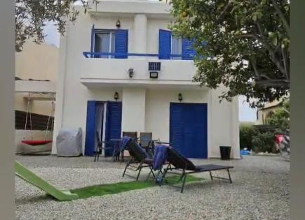 Villa for 500 000 euro in Paphos, Cyprus