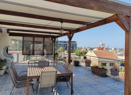 Attico per 850 000 euro a Limassol, Cipro