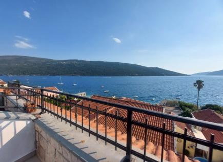 Appartement pour 700 Euro par mois à Kumbor, Monténégro