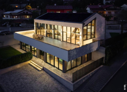 House for 1 260 000 euro in Sezana, Slovenia