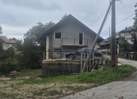 Casa per 100 000 euro a Novo Mesto, Slovenia
