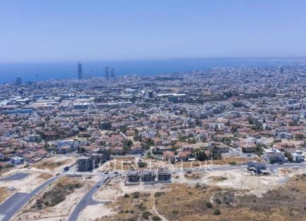 Flat for 335 000 euro in Agios Athanasios, Cyprus