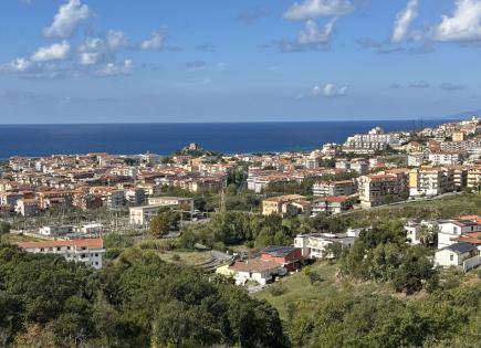 Flat for 25 000 euro in Scalea, Italy