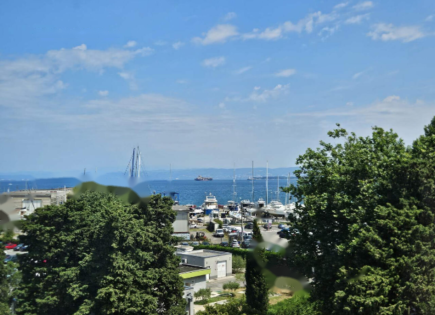 Appartamento per 285 000 euro a Isola, Slovenia