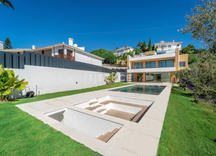 Villa für 2 150 000 euro in Benalmadena, Spanien