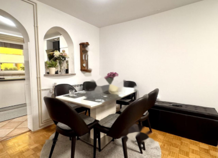 Appartamento per 345 000 euro a Capodistria, Slovenia