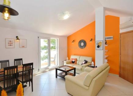 Appartamento per 265 000 euro a Stoliv, Montenegro