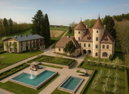 Château pour 900 000 Euro en Slovénie