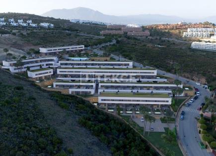 Townhouse for 393 000 euro in Manilva, Spain