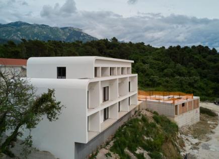 Appartamento per 197 652 euro a Tivat, Montenegro