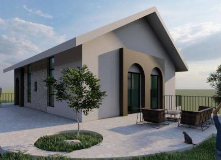 Townhouse per 370 000 euro a Tivat, Montenegro