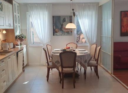 Appartamento per 253 000 euro a Petrovac, Montenegro