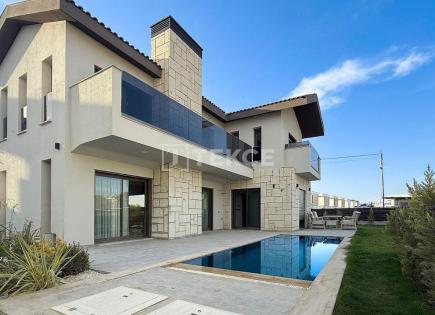Villa per 400 000 euro a Kuşadası, Turchia