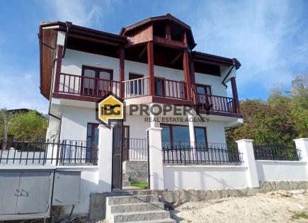 Casa per 264 900 euro a Balčik, Bulgaria