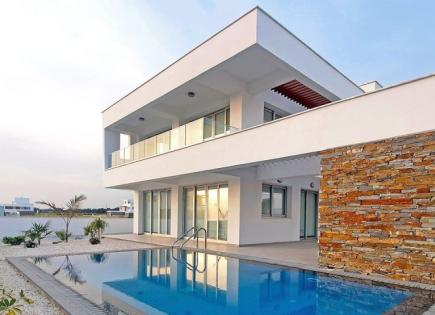 Villa para 695 000 euro en Pafos, Chipre