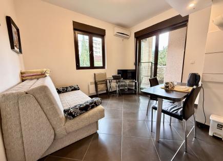 Wohnung für 94 900 euro in Becici, Montenegro