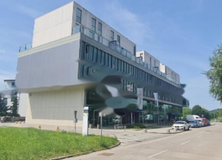 Office for 557 640 euro in Ljubljana, Slovenia