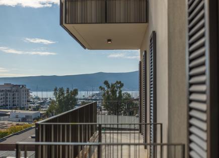 Appartamento per 470 000 euro a Tivat, Montenegro