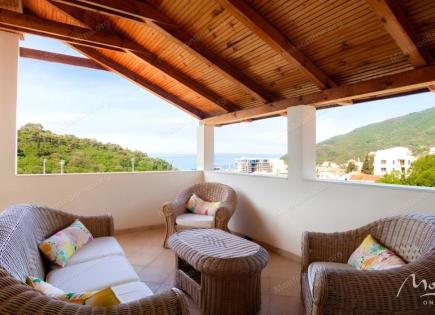 Apartamento para 124 000 euro en Petrovac, Montenegro