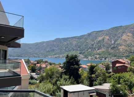 Piso para 287 280 euro en Dobrota, Montenegro