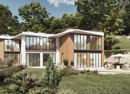 Villa per 1 280 000 euro a Nizza, Francia