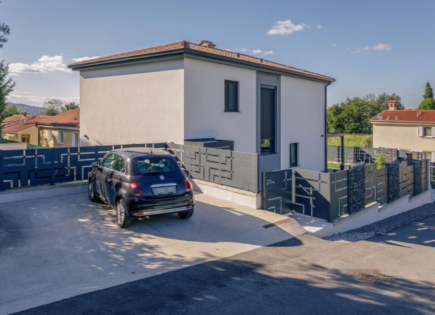 House for 980 000 euro in Koper, Slovenia