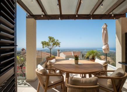 Villa for 425 000 euro in Paphos, Cyprus