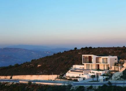 Villa per 2 120 000 euro a Paphos, Cipro