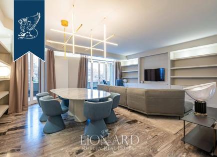 Apartamento para 2 100 000 euro en Milán, Italia