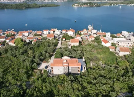 Terreno per 1 000 000 euro a Tivat, Montenegro