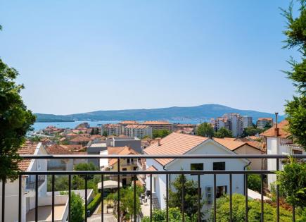 Piso para 330 000 euro en Tivat, Montenegro