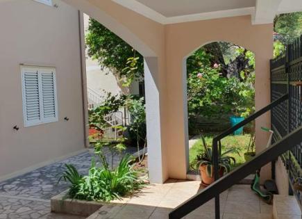 Appartamento per 185 000 euro a Becici, Montenegro