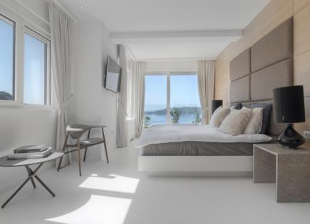 Penthouse for 4 200 000 euro in Budva, Montenegro
