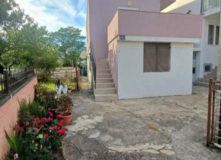 Flat for 55 000 euro in Sutomore, Montenegro