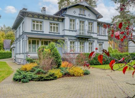 House in Bulduri, Latvia (price on request)